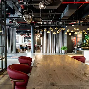 Radisson Red Brussels Hotel