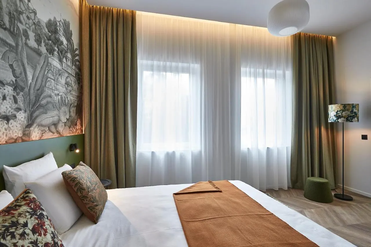 Urban Yard Hotel Saint-Gilles