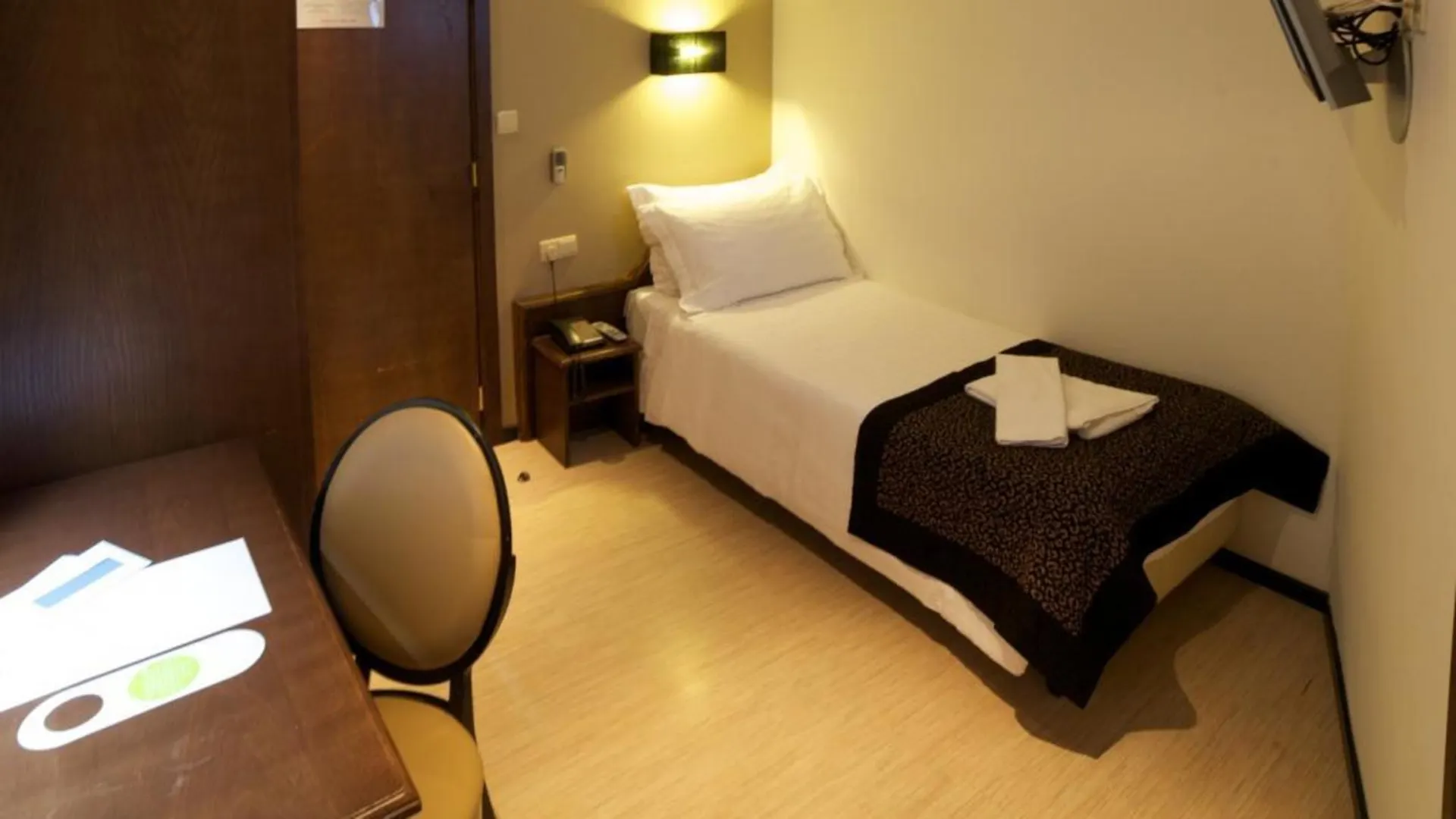 Urban Yard Hotel Saint-Gilles